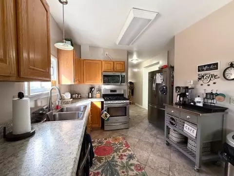 Kitchen - 3358 E Pinecrest, Gladwin, MI 48624 photo 3 of 6
