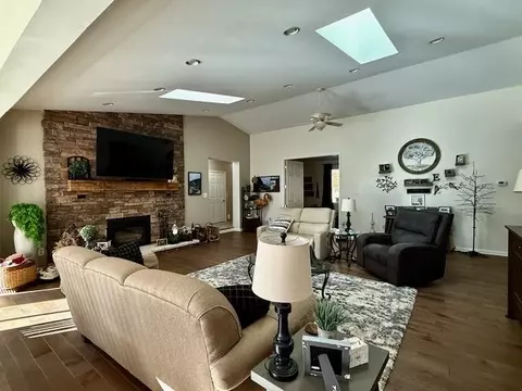 Living - 3358 E Pinecrest, Gladwin, MI 48624 photo 5 of 7