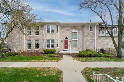 172 Windwood Pointe, Saint Clair Shores, MI 48080