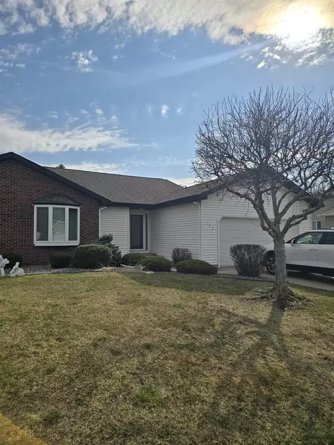 145 Timber Rdg, Vassar, MI 48768