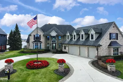 501 Lathrop, Algonac, MI 48001