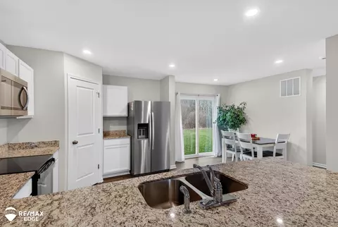 Kitchen - 7311 Red Maple, Mount Morris, MI 48458 photo 3 of 3