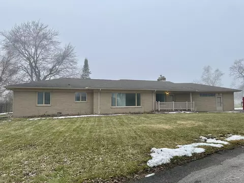 76 Cedar, Bay City, MI 48708
