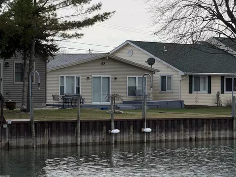 6326 Marina, Algonac, MI 48001