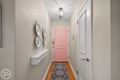 Entry Way - 17560 Mack # 18, Grosse Pointe, MI 48230 photo 2 of 3