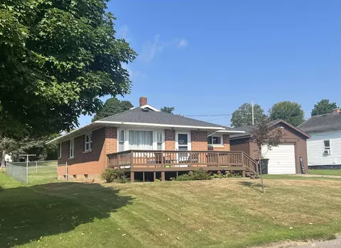 1319 N N Riv, Iron River, MI 49935