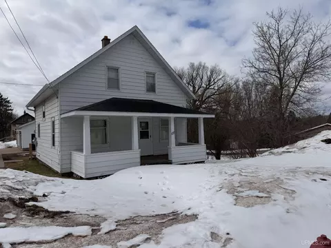 101 W Birch, Ironwood, MI 49938