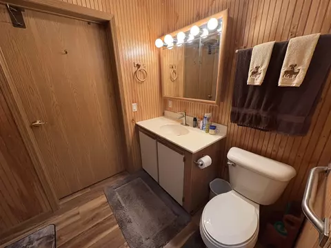 Bath - 4235 Buzzell, Gladwin, MI 48624 photo 1 of 5