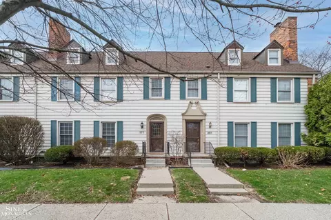 377 Rivard, Grosse Pointe, MI 48230