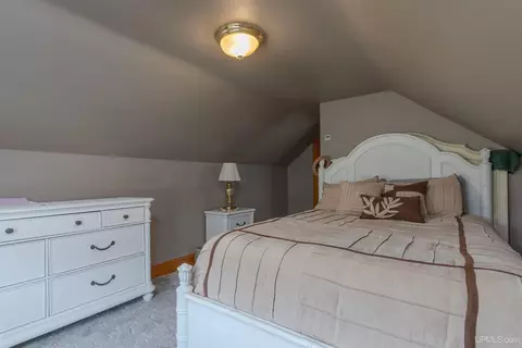 Bedroom - 512 E 1st, Caspian, MI 49915 photo 4 of 6