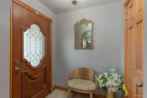 Entry Way - 512 E 1st, Caspian, MI 49915 photo 1 of 4