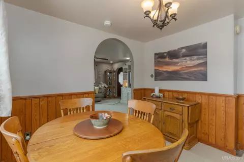Dining - 512 E 1st, Caspian, MI 49915 photo 2 of 2