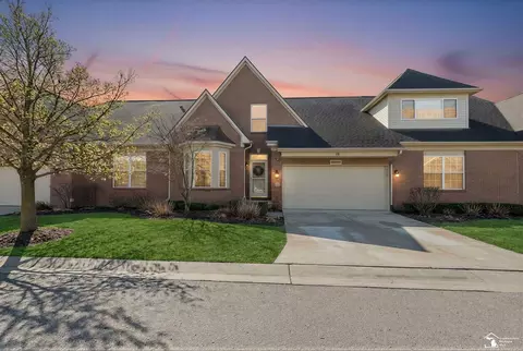 48551 Oak Brg, Canton Twp, MI 48188