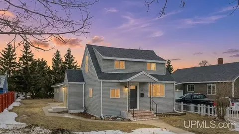 1407 N 19th, Escanaba, MI 49829