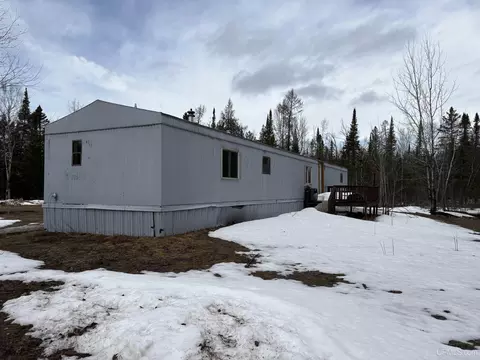 17874 Menge Crk, L'anse, MI 49946
