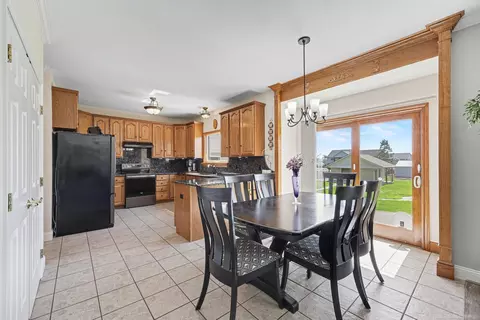 Kitchen - 56 Evaline Dr, Troy, MI 48085 photo 1 of 5