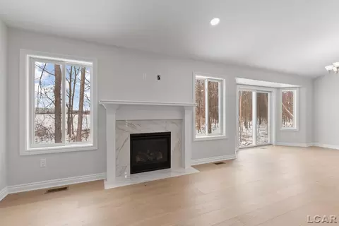 Living - 803 War Bonnet, Tecumseh, MI 49286 photo 1 of 4