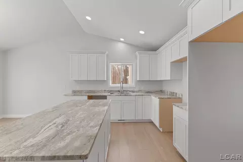 Kitchen - 803 War Bonnet, Tecumseh, MI 49286 photo 2 of 3