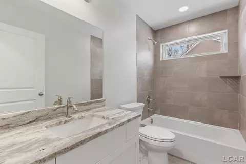 Bath - 803 War Bonnet, Tecumseh, MI 49286 photo 3 of 4