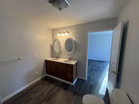 Bath - 5412 E Stanley, Flint, MI 48506 photo 3 of 6