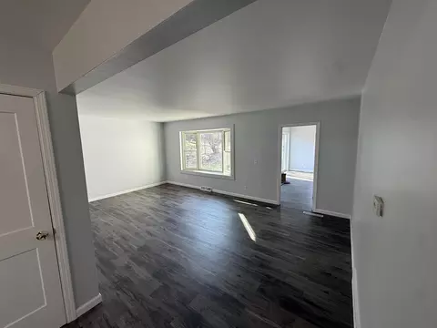 Living - 5412 E Stanley, Flint, MI 48506 photo 1 of 3