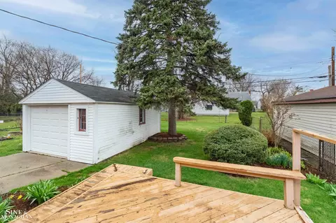Exterior - 23131 David, Eastpointe, MI 48021 photo 6 of 7