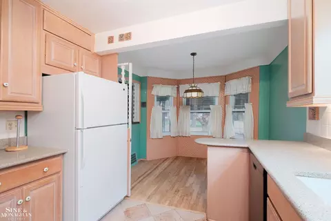 Kitchen - 23131 David, Eastpointe, MI 48021 photo 4 of 4