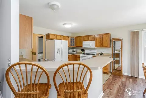 Kitchen - 1897 Allan, Adrian, MI 49221 photo 3 of 4