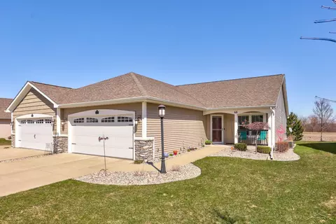 46 Tuscany, Saginaw, MI 48603