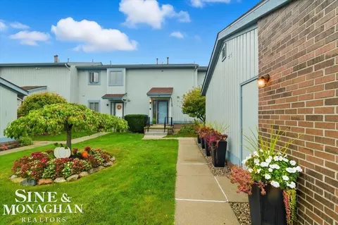 1715 River # 41, Saint Clair, MI 48079