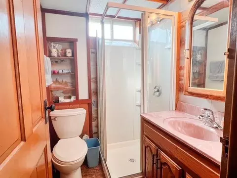 Bath - 5388 Gronda, Harrison, MI 48625 photo 2 of 2