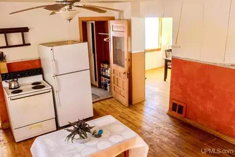 Kitchen - 312 Mohawk, Copper City, MI 49917 photo 1 of 3
