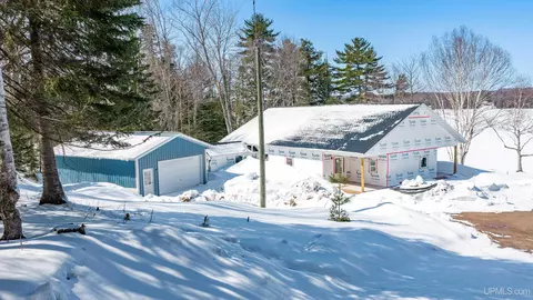 Exterior - 14098 Bayview, L'anse, MI 49946 photo 7 of 8