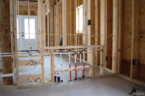 Entry Way - 14098 Bayview, L'anse, MI 49946 photo 5 of 7