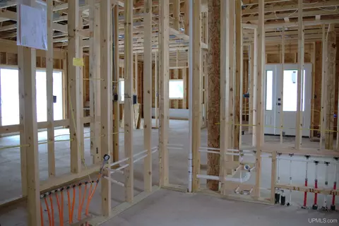 Entry Way - 14098 Bayview, L'anse, MI 49946 photo 6 of 7