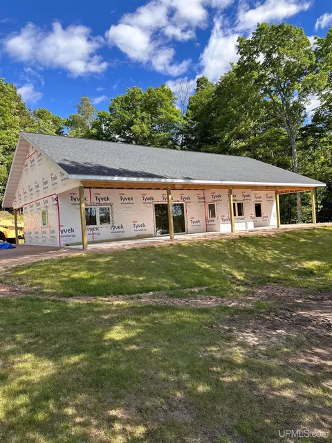 Exterior - 14098 Bayview, L'anse, MI 49946 photo 1 of 8