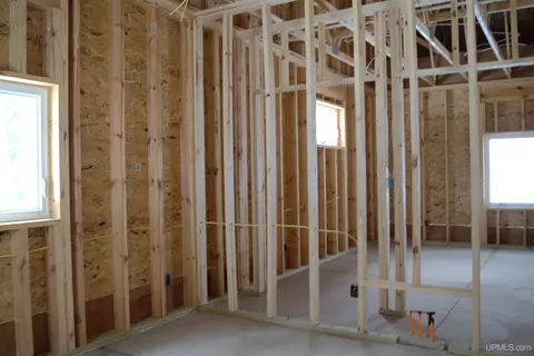 Bedroom - 14098 Bayview, L'anse, MI 49946 photo 4 of 6