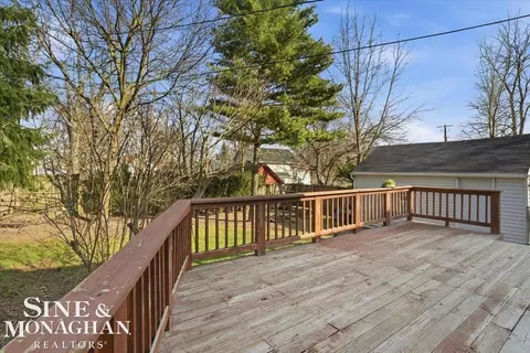 Exterior - 209 S 7th, Saint Clair, MI 48079 photo 4 of 6