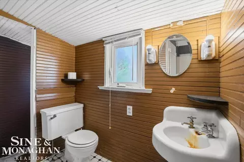 Bath - 209 S 7th, Saint Clair, MI 48079 photo 2 of 2
