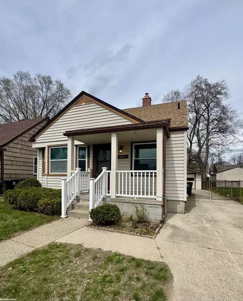 305 Devillen, Royal Oak, MI 48073