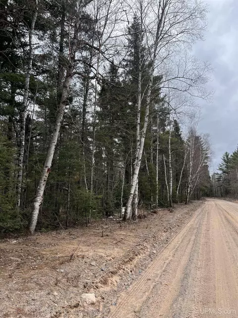 tbd Cr Aah, Ishpeming, MI 49849