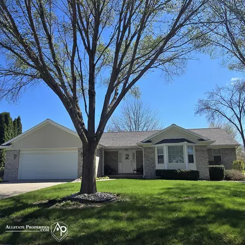 300 Carriage, Davison, MI 48423