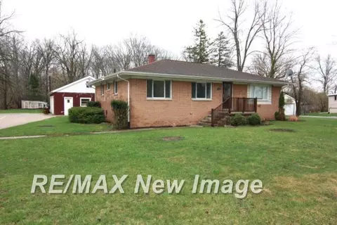 1685 S S Riv, Saginaw, MI 48609