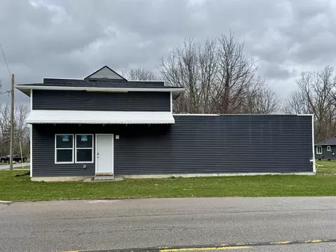 6069 Lapeer, Burton, MI 48509