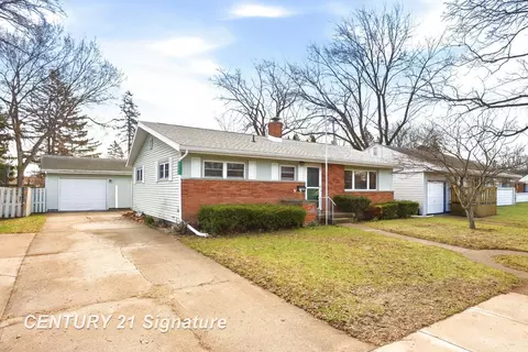 2292 Mayfield, Saginaw, MI 48602