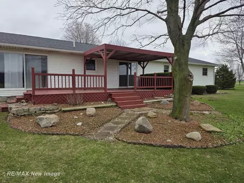 Exterior - 8781 N State, Chesaning, MI 48616 photo 5 of 13