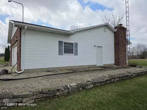 Exterior - 8781 N State, Chesaning, MI 48616 photo 3 of 13