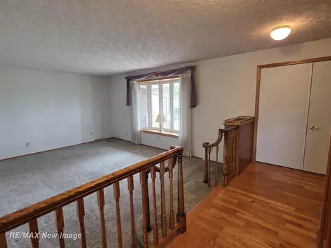 Living - 8781 N State, Chesaning, MI 48616 photo 3 of 6