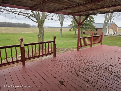 Exterior - 8781 N State, Chesaning, MI 48616 photo 9 of 13