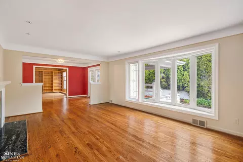 Living - 72 S Duval, Grosse Pointe Shores, MI 48236 photo 2 of 8